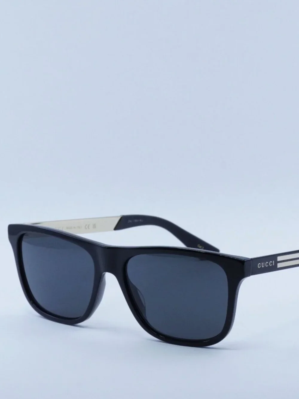 Gucci GG0687S 001 Sunglasses Black Square Frame, Grey Lenses